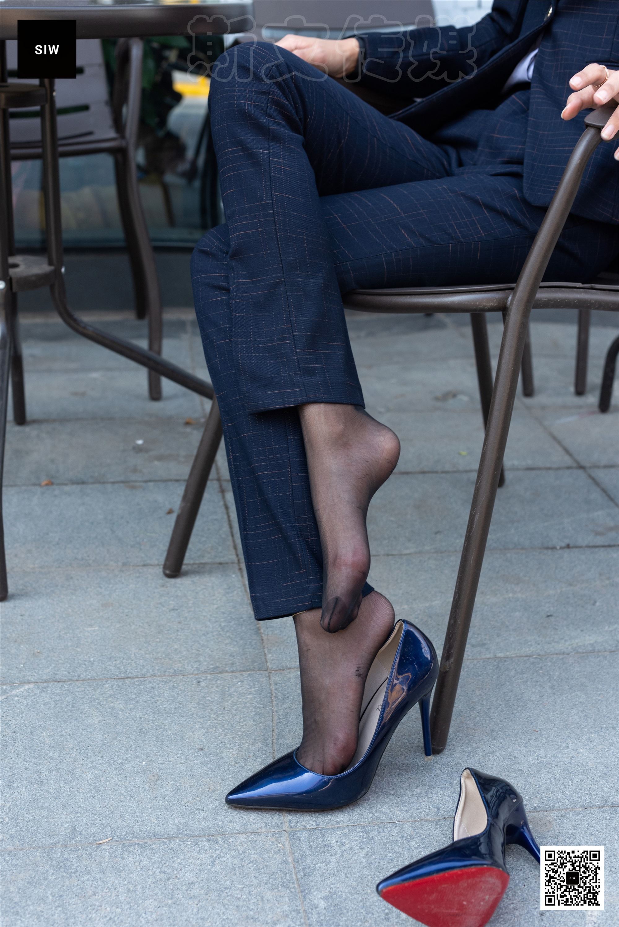 SIW斯文传媒 061 秋冬厚毛呢方格制服优雅修身西装套（蓉儿）